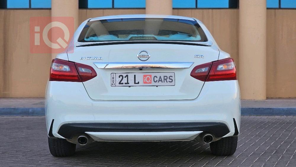 نیسان ئەلتیما